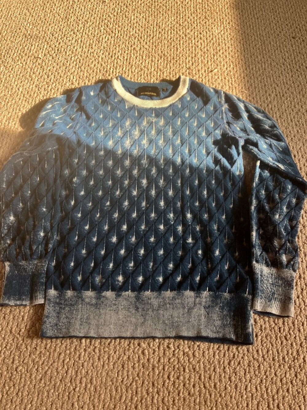 NWOT NY Charisma Hand Print Diamond Pattern Sweater Blue Small